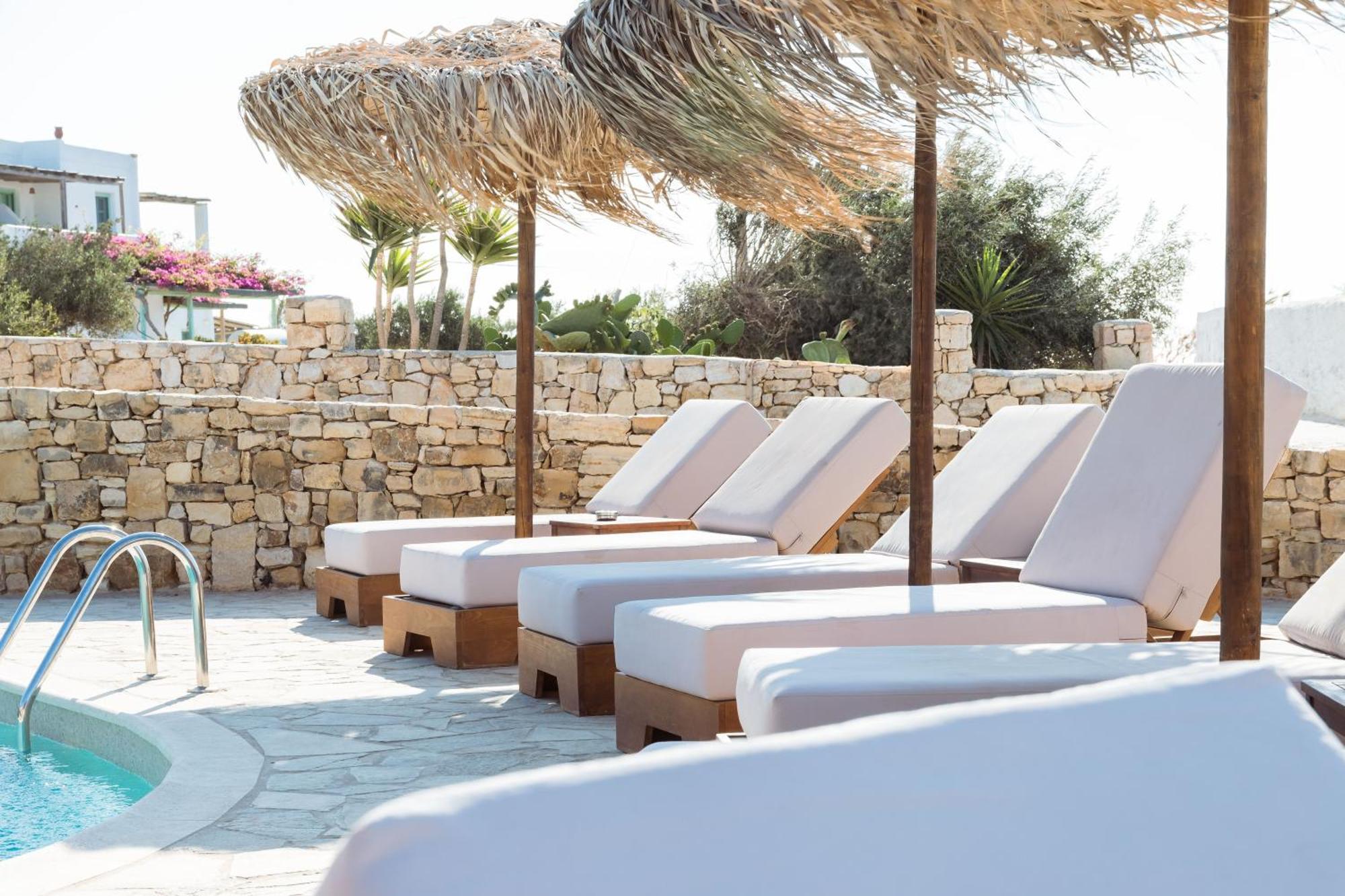 Paradise Hotel