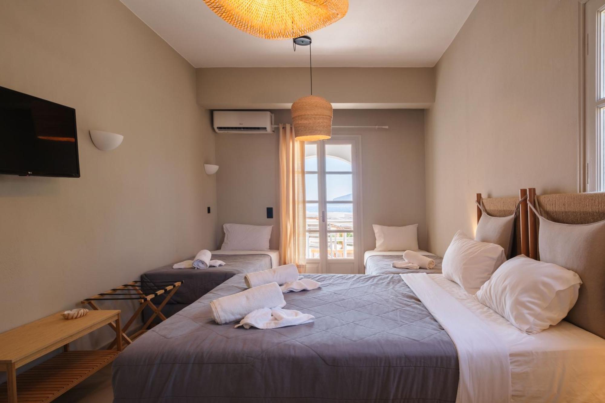 Hotel Paradise (adults Only) 3*