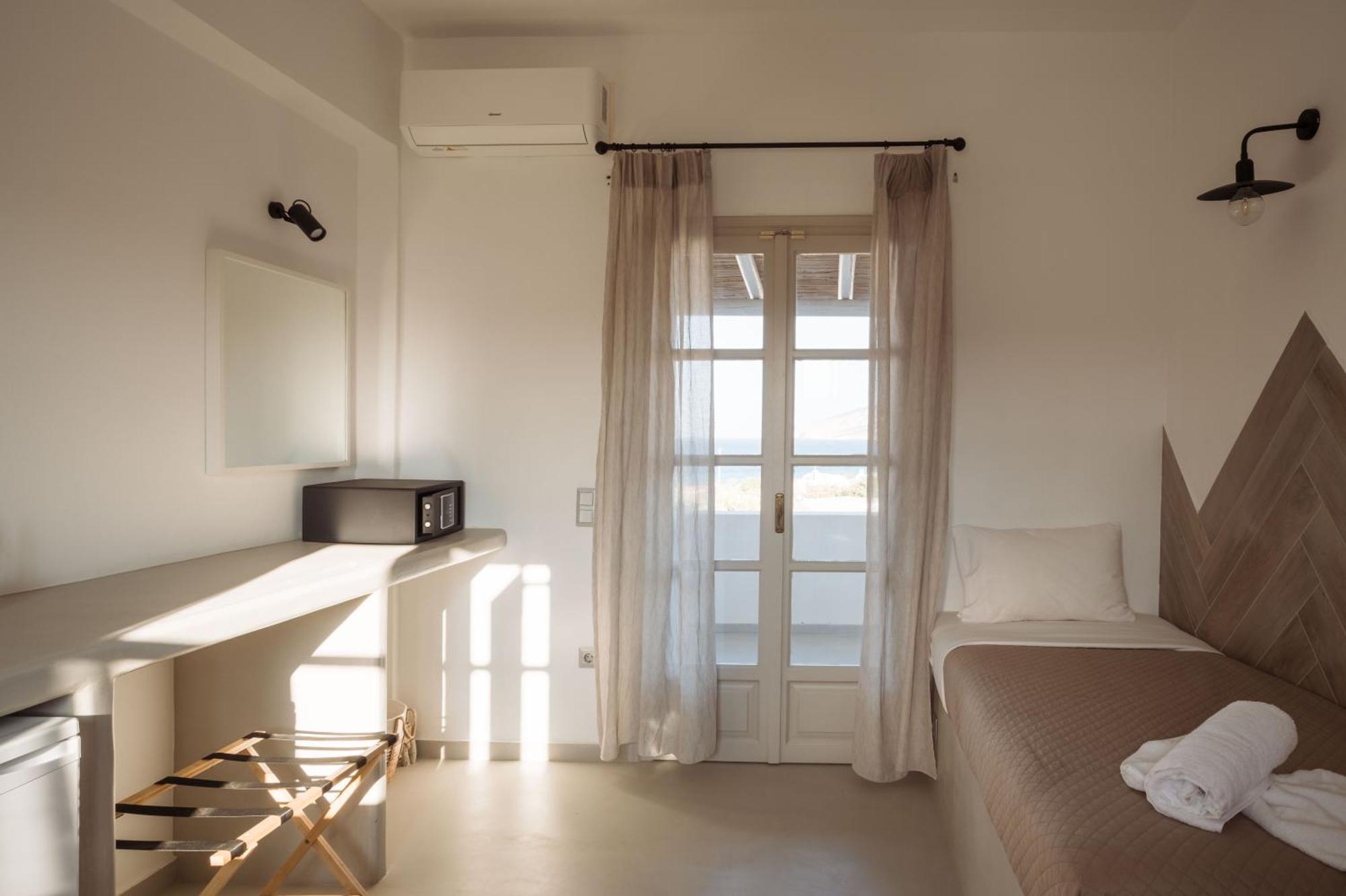 Paradise (adults Only) Hotel 3*